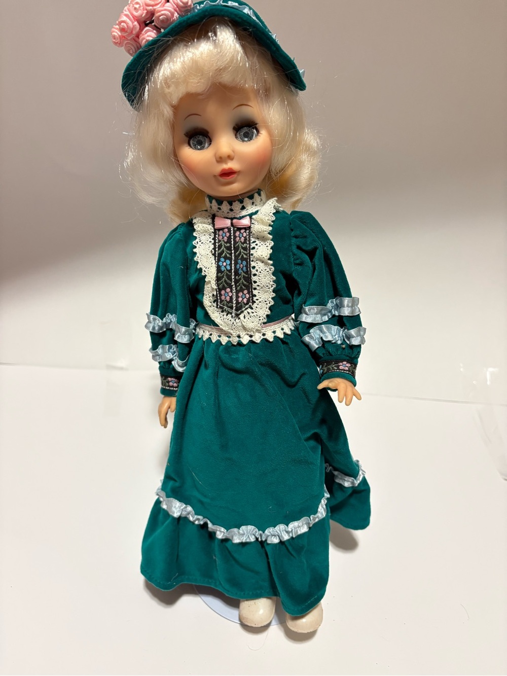 1980s Vintage Uneeda Doll Company